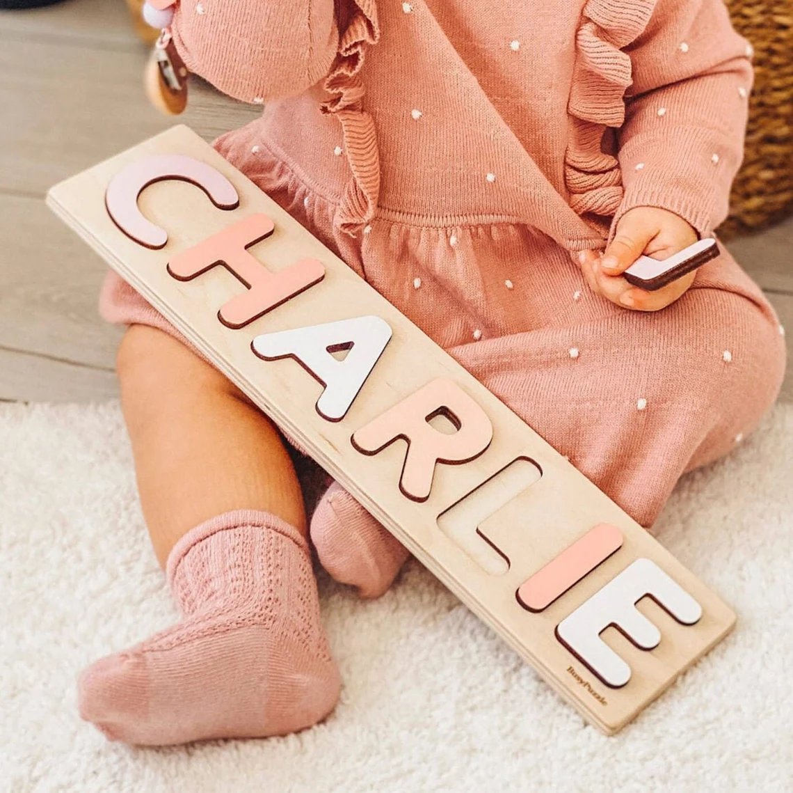 لغز اسم شخصي مع أوتاد |   هداي - مراجعة Baby Products Gift وسعره